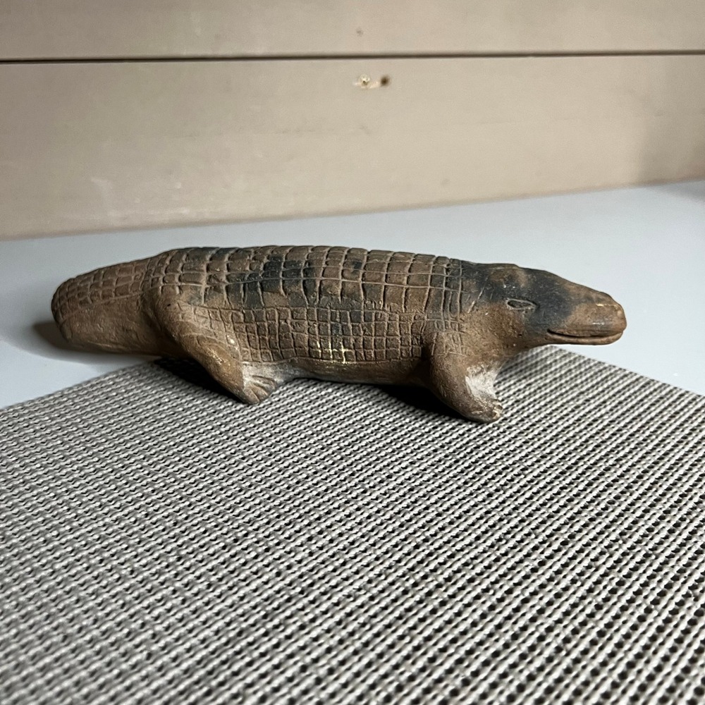 Vintage Hand Carved‎ Clay Alligator Figurine Primitive Folk Art Reptile Decor 9"